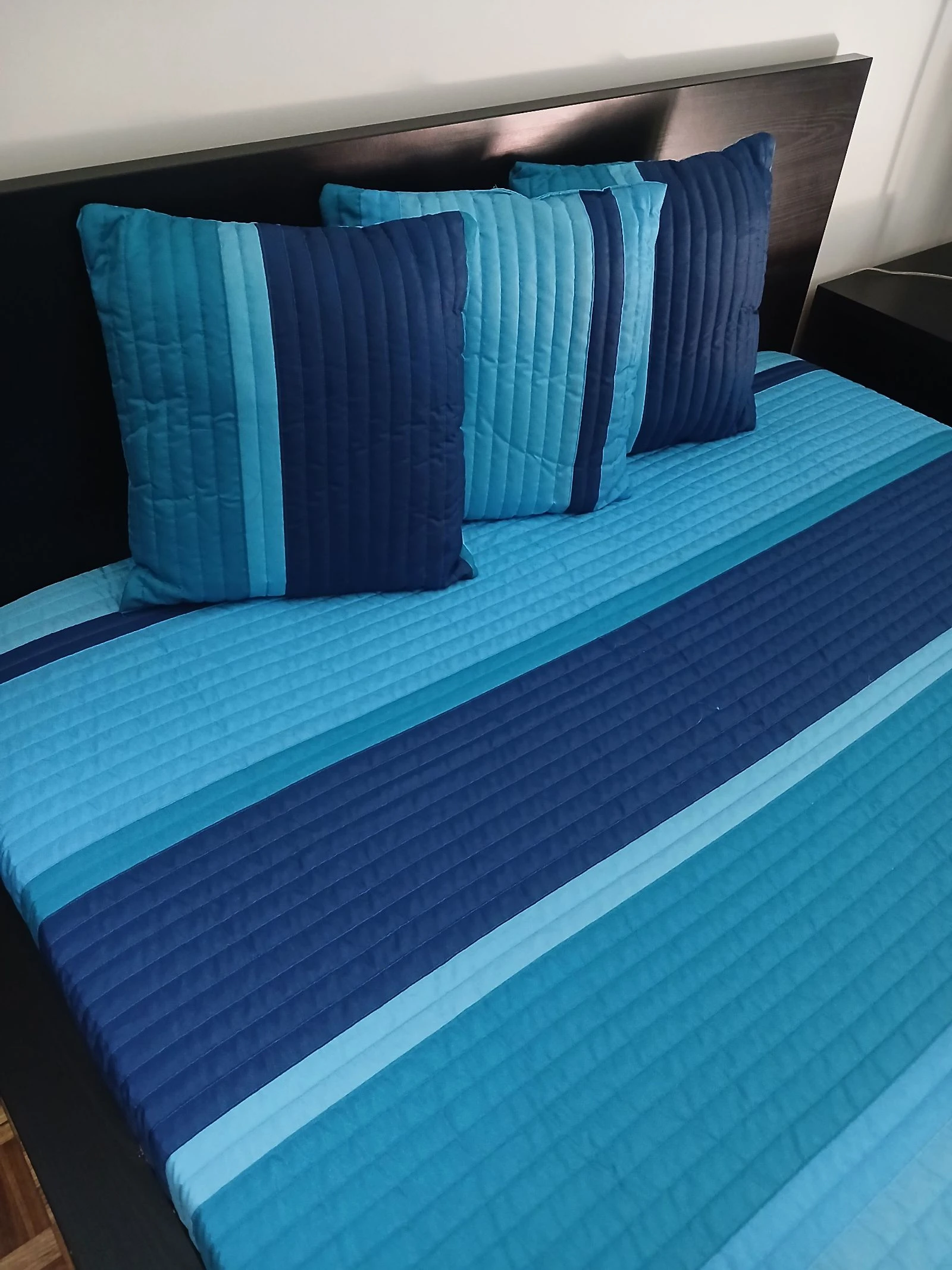 Duvet and pillows – photo 2
